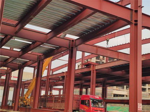 鋼構(gòu)廠房