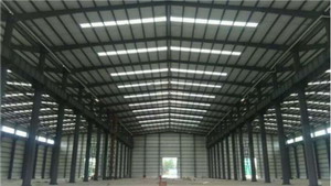 鋼構廠房的漏水部位