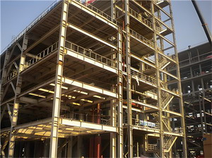 鋼構高層的地震作用