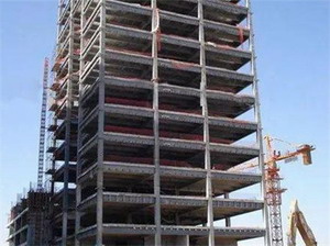 利用有限元分析來優化鋼構高層設計的方法