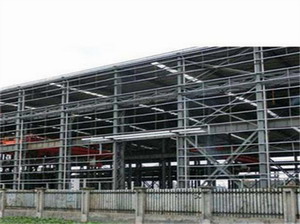 升降梯對鋼構廠房的影響