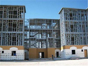 鋼構住宅隔墻的穩定性原則