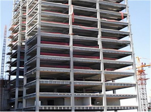 鋼構高層外筒結構剪力滯后效應