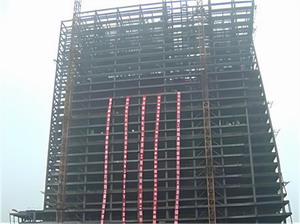 鋼構高層腰桁架設置的技術要點